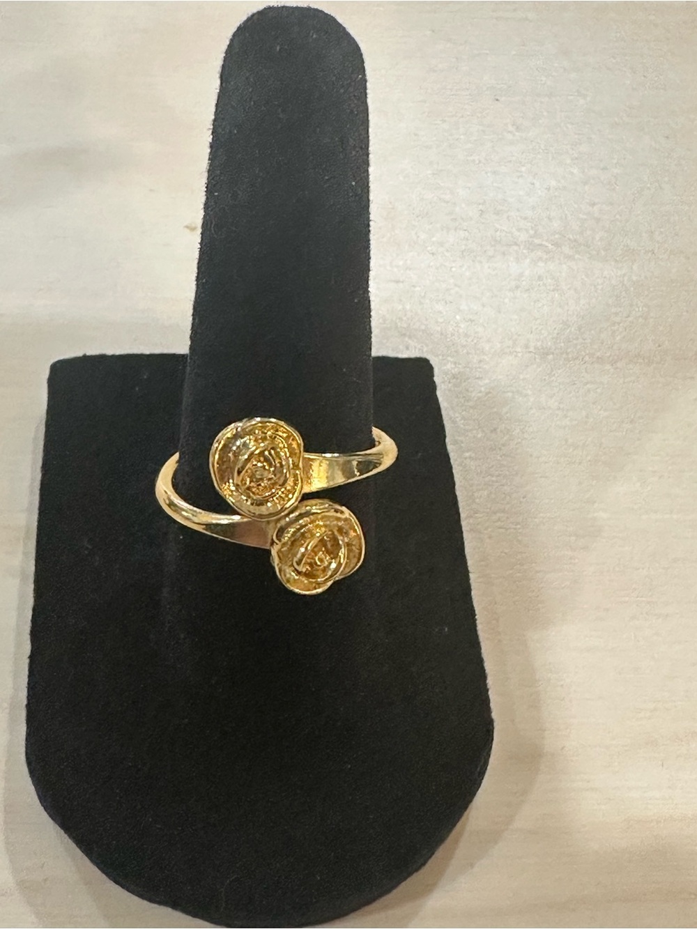 Sarah Coventry Vintage Gold-Tone Double Rose Open Ring Size 6.5